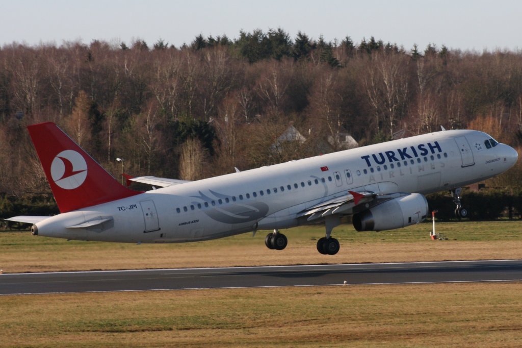 Turkish Airlines,TC-JPI,(c/n 3208),Airbus A320-232,14.01.2012,HAM-EDDH,Hamburg,Germany