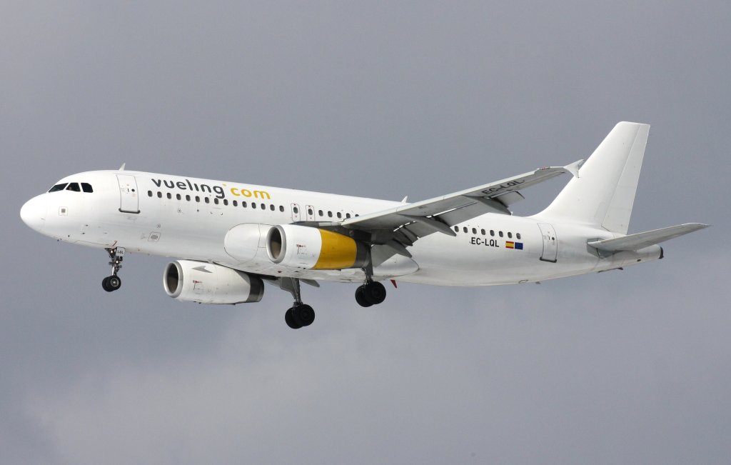 Vueling,EC-LQL,(c/n1749),Airbus A320-232,14.03.2013,HAM-EDDH,Hamburg,Germany