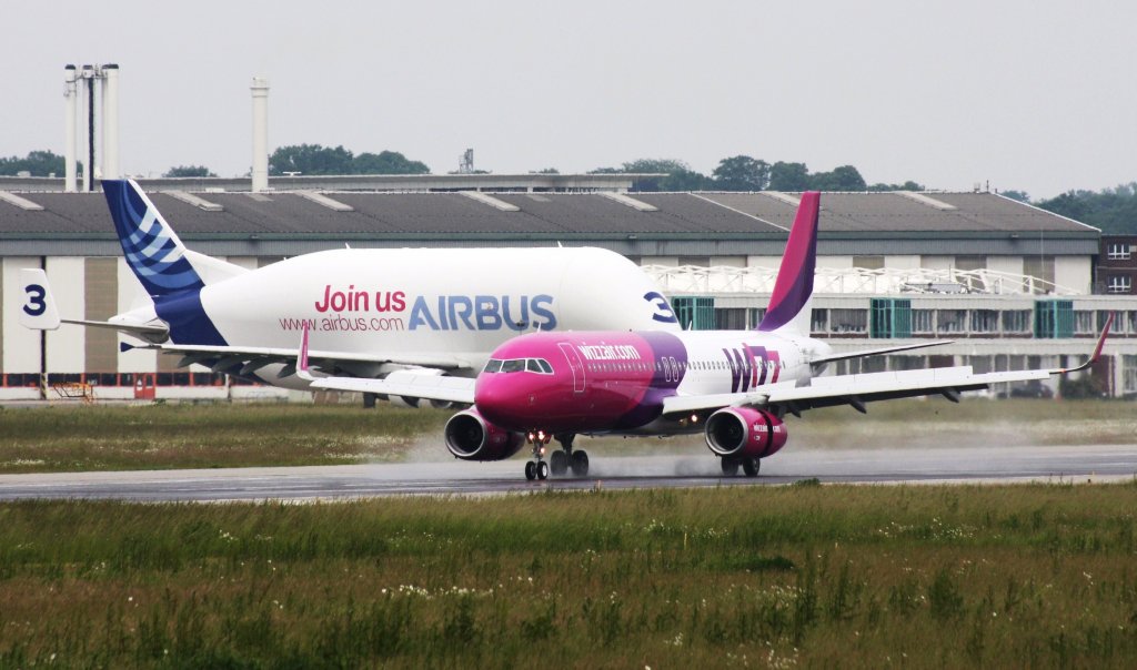 Wizzair Hungary,F-WWBS,Reg.HA-LWV,(c/n5660),Airbus A320-232(SL),13.06.2013,XFW-EDHI,Hamburg-Finkenwerder,Germany(F2)