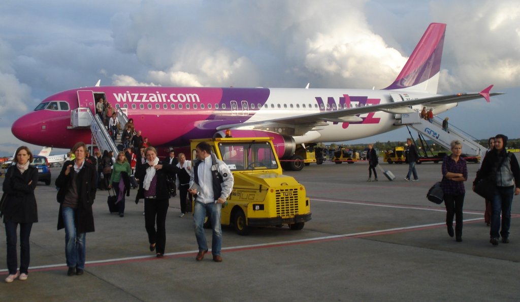 WizzAir Hungary,HA-LWE,(c/n4372),Airbus A320-232,17.09.2010,GDN-EPGD,Gdansk,Polen