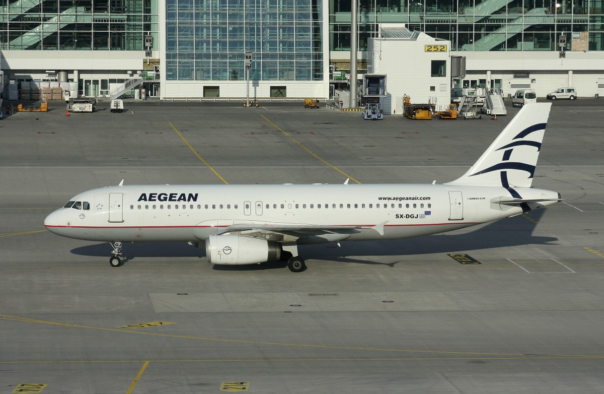 Aegean Airlines,SX-DGJ,(c/n 3316),Airbus A320-232,22.04.2015,MUC-EDDM,München,Germany