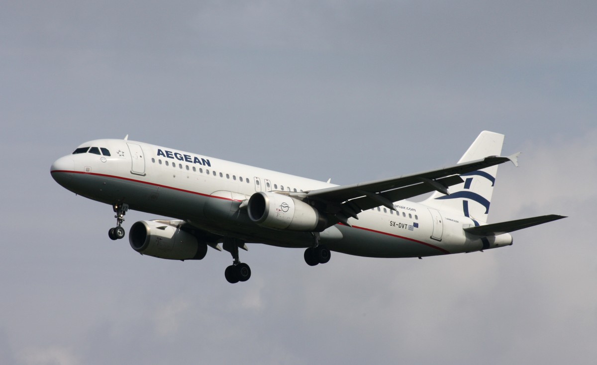 Aegean Airlines,SX-DVT,(c/n 3745),Airbus A320-232,28.06.2014,HAM-EDDH,Hamburg,Germany