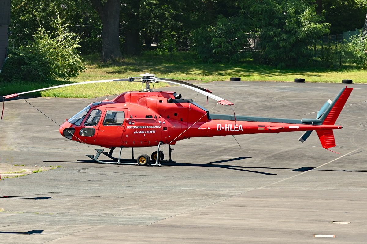 Aerospitale AS 355 F2 Ecureuil - D-HLEA vor der Air Lloyd-Halle in EDKB - 29.07.2024