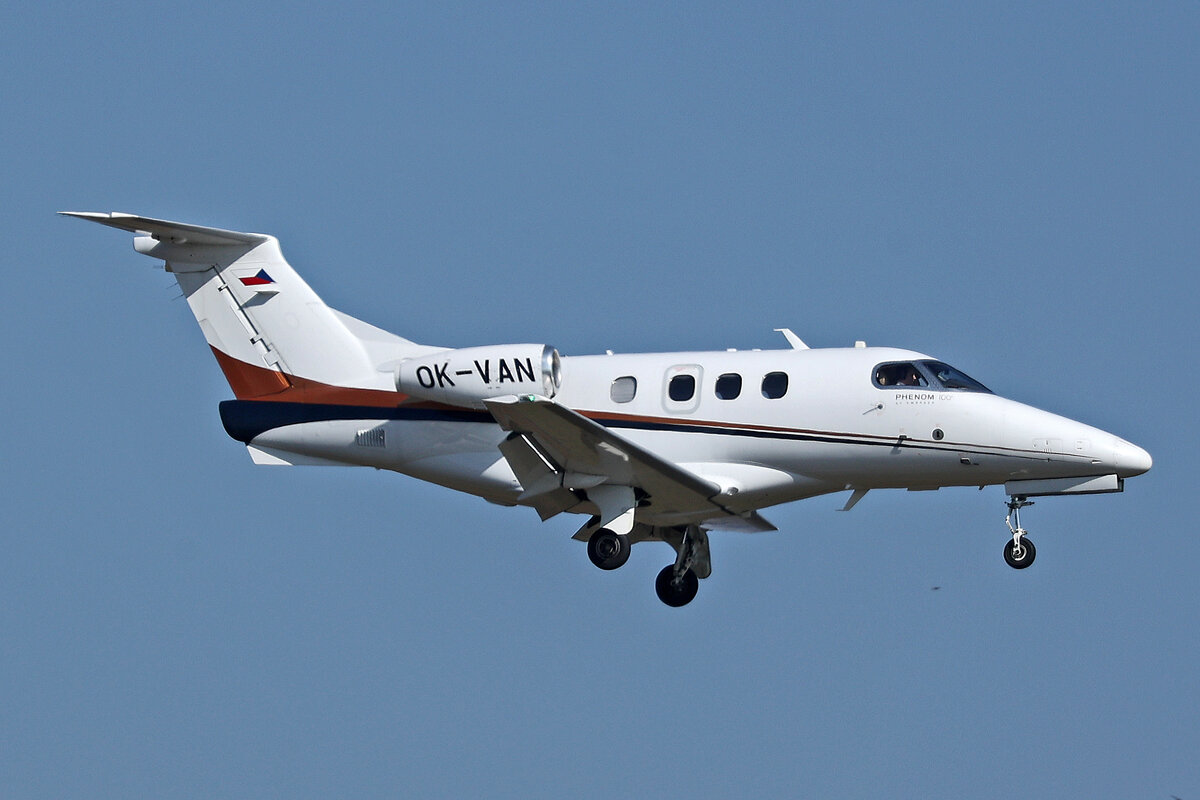 Aerotaxi, OK-VAN, Embraer EMB-505 Phenom 100, mns: 50000134, 04.März 2025, ZRH Zürich, Switzerland.