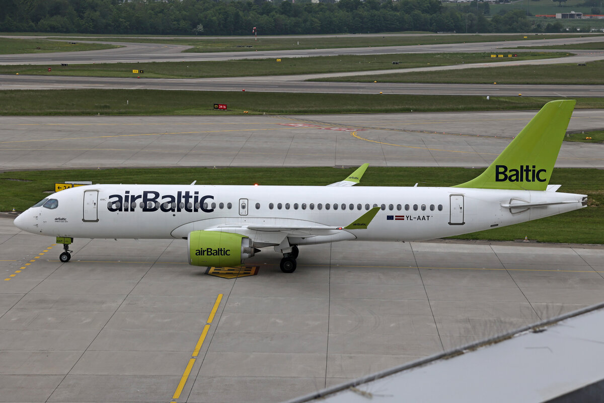 Air Baltic, YL-AAT, Airbus A220-371, msn: 55055, 09.Mai 2024, ZRH Zürich, Switzerland.