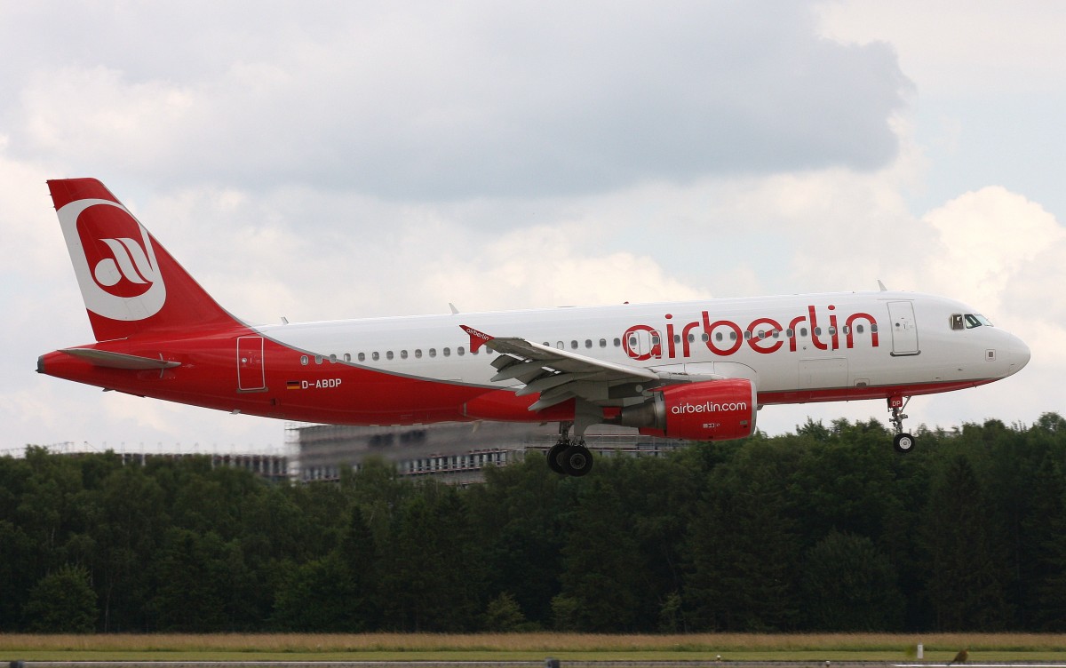 Air Berlin,D-ABDP,(c/n3093),Airbus A320-214,07.06.2014,HAM-EDDH,Hamburg,Germany