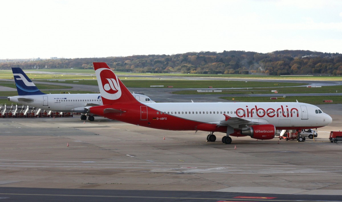 Air Berlin,D-ABFG,(c/n4291),Airbus A320-214,10.11.2013,HAM-EDDH,Hamburg,Germany