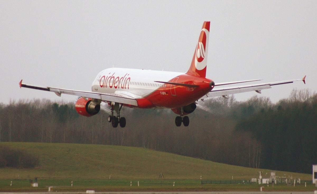 Air Berlin,D-ABFN,(c/n4510),Airbus A320-214,22.12.2013,HAM-EDDH,Hamburg,Germany