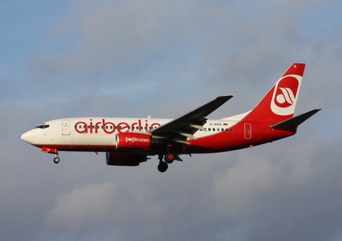 Air Berlin,D-AHIA,(c/n29082),Boeing 737-73S,22.12.2013,HAM-EDDH,Hamburg,Germany