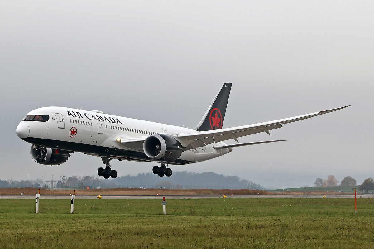 Air Canada, C-GHPQ, Boeing B787-8, msn: 35257/160, 17.November 2024, ZRH Zürich, Switzerland.