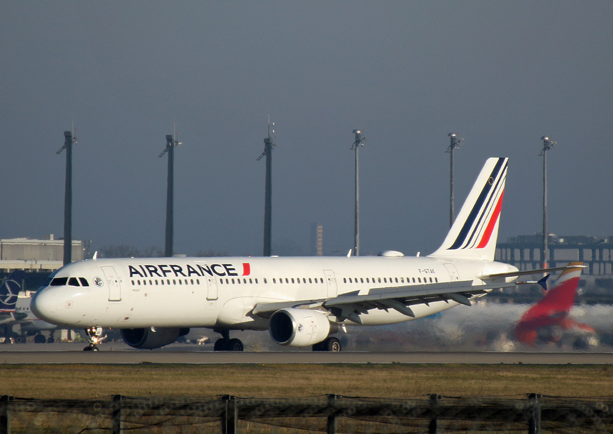 Air France, Airbus A 321-212, F-GTAK, BER, 01.12.2024