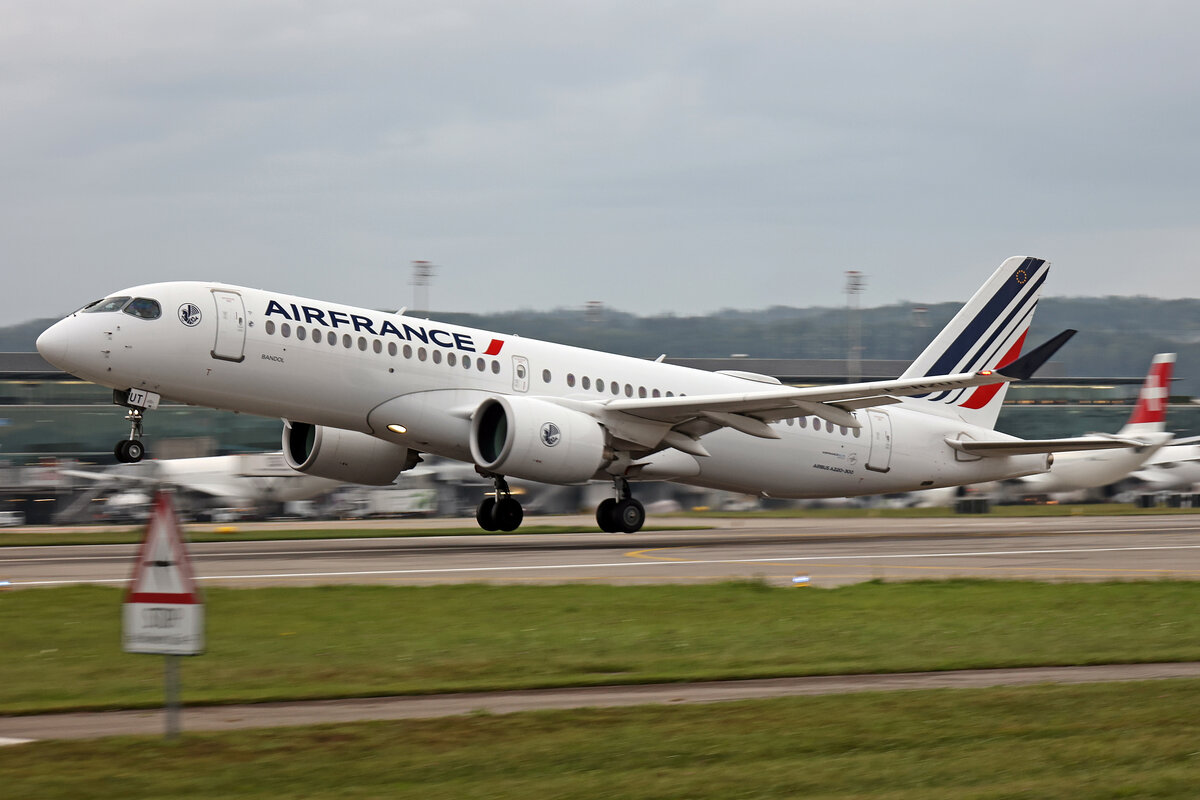 Air France, F-HZUT, Airbus A220-371, msn: 55210,  Bandol , 14.September 2024, ZRH Zürich, Switzerland.