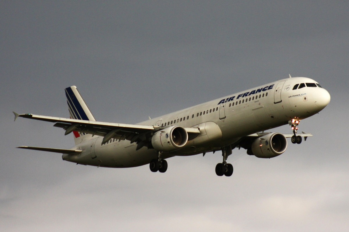 Air France,F-GTAU,(c/n3814),Airbus A321-212,27.09.2013,HAM-EDDH,Hamburg,Germany