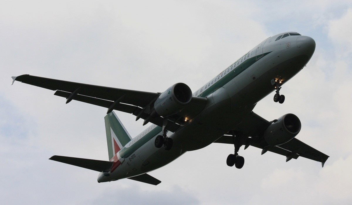 Alitalia,EI-DTD,(c/n 3846),Airbus A320-216,28.06.2014,HAM-EDDH,Hamburg,Germany