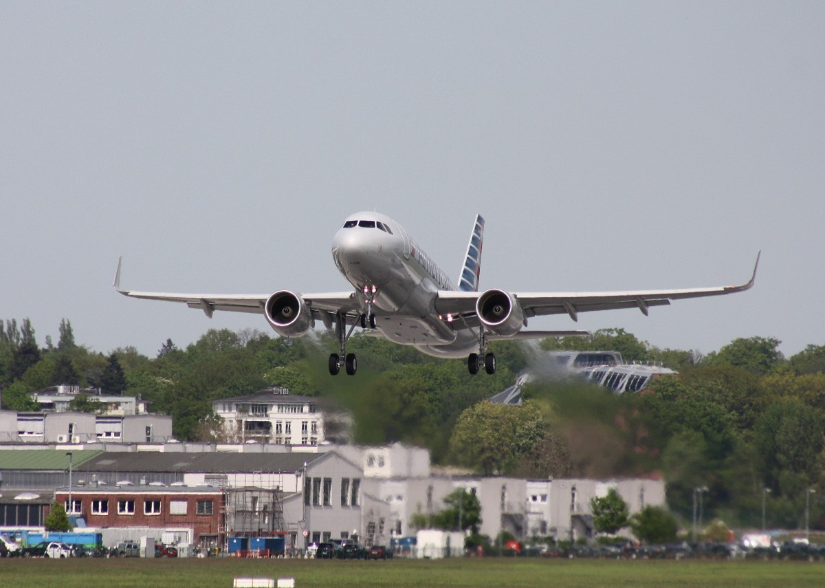 American Airlines,D-AVVF,Reg.N8013M,(c/n 6604),Airbus A319-115(SL),11.05.2015,XFW-EDHI,Hamburg-Finkenwerder,Germany