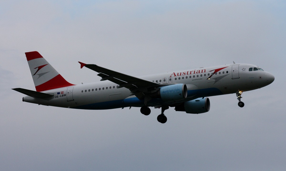 Austrian Airlines,OE-LBW,(c/n 1678),Airbus A320-211,17.04.2014,HAM-EDDH,Hamburg,Germany