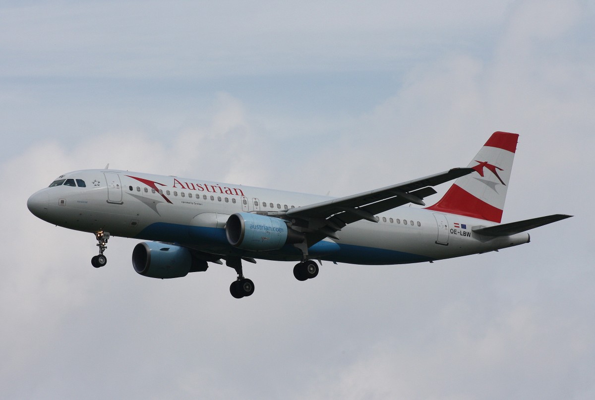 Austrian Airlines,OE-LBW,(c/n 1678),Airbus A320-214,28.06.2014,HAM-EDDH,Hamburg,Germany