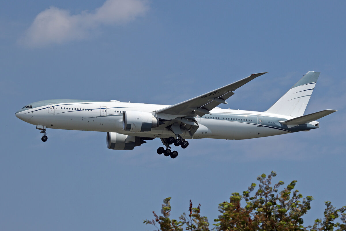 Aviation Link, VP-CAL, Boeing B777-2KQLR, msn: 40753/891, 10.Juli 2024, MXP Milano Malpensa, Italy.