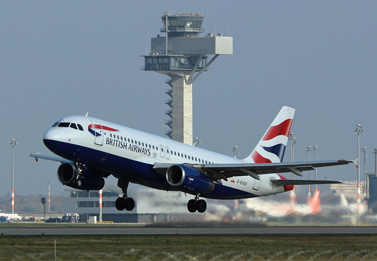 British Airways, Airbus A 320-232, G-EUUD, BER, 27.10.2024