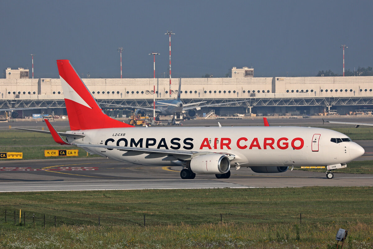 Compass Cargo Airlines, LZ-CXB, Boeing B737-86NSF, msn:28616/483, 04.Juli 2024, MXP Milano Malpensa, Italy.