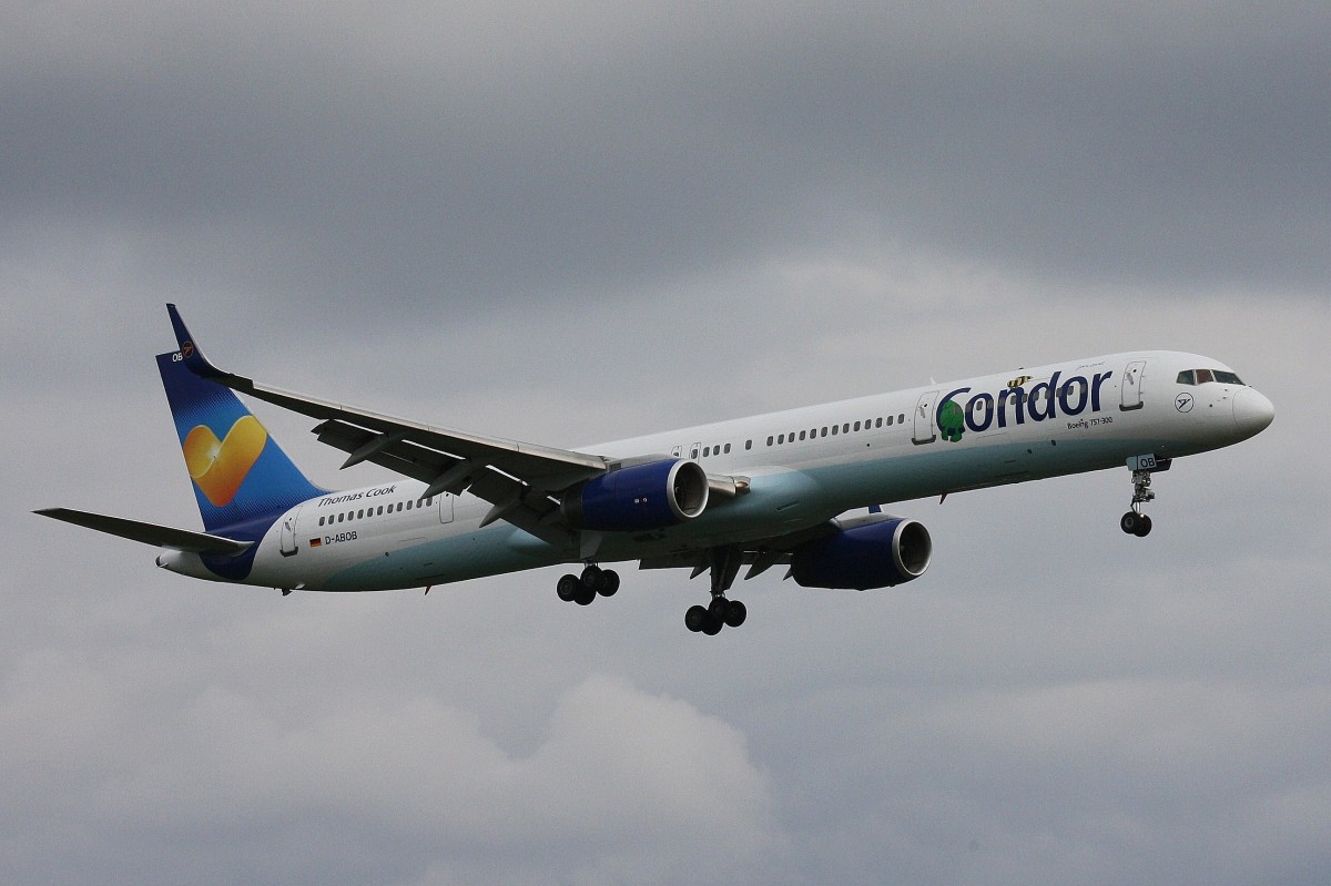 Condor,D-ABOB,(c/n 29017),Boeing 757-330,11.04.2014,HAM-EDDH,Hamburg,Germany