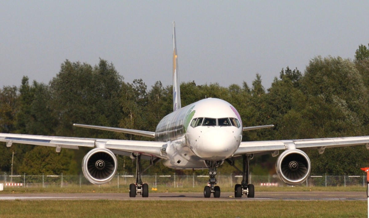 Condor,D-ABON,(c/n29023),Boeing 757-330,03.10.2013,HAM-EDDH,Hamburg,Germany