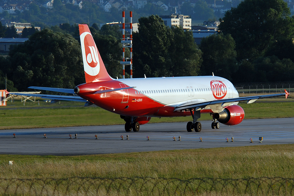 D-ABHH Airbus A320-214 24.06.2017