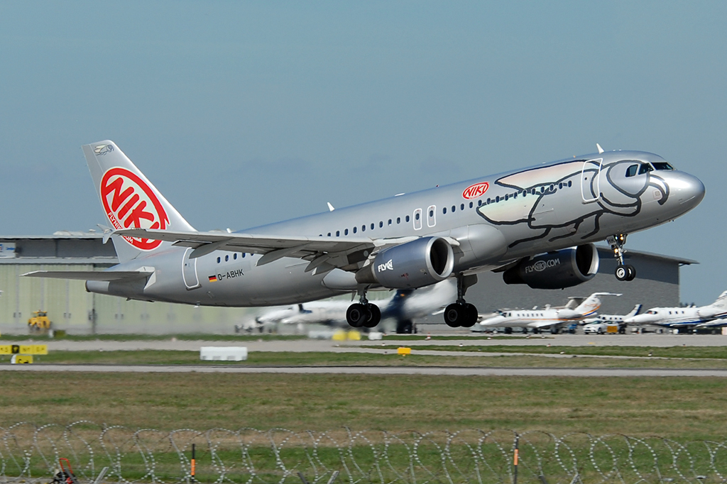 D-ABHK Airbus A320-214 30.03.2017