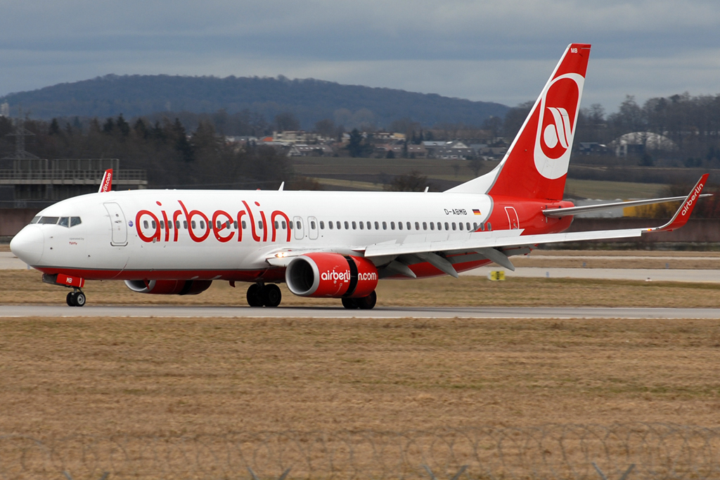 D-ABMB Boeing 737-86J 01.03.2015