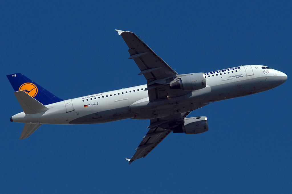 D-AIPS Airbus A320-211 05.05.2016