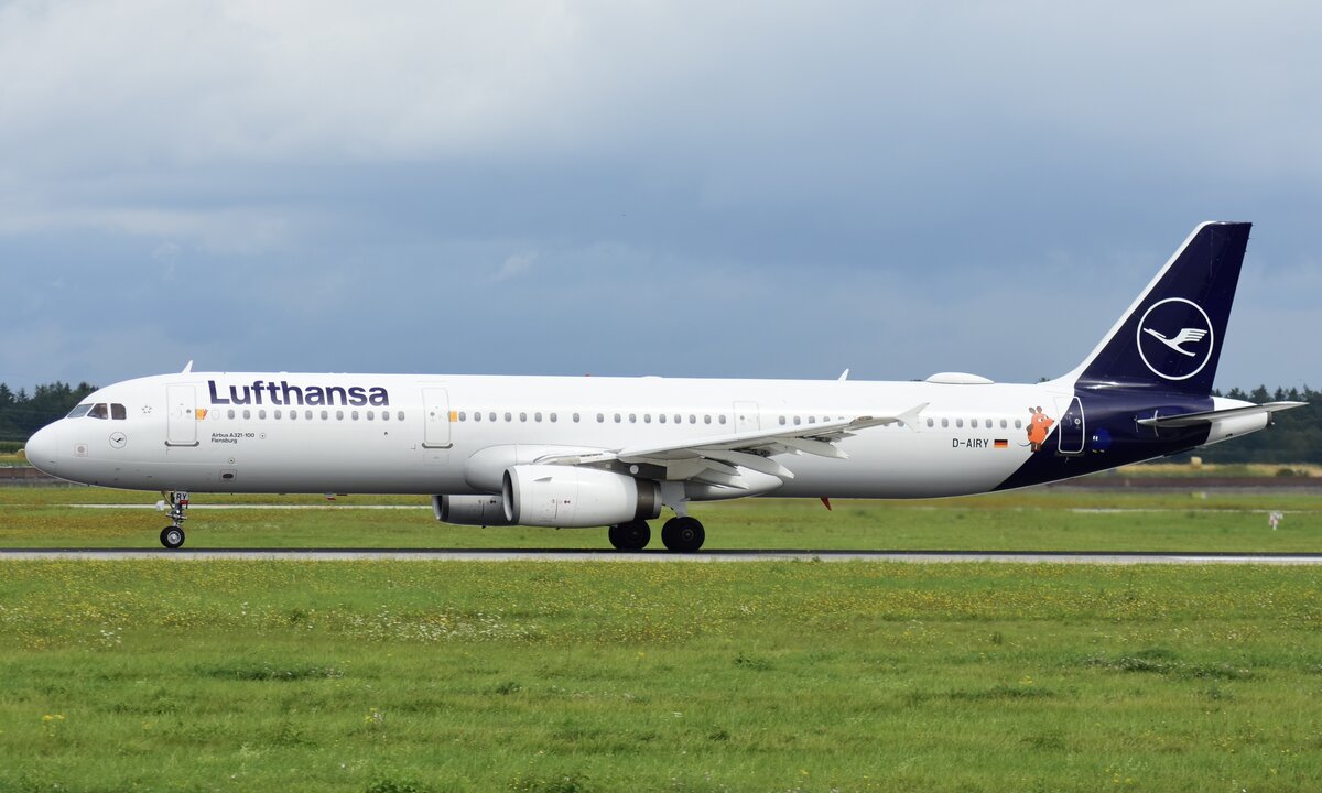 D-AIRY / Lufthansa / A321 / Die Maus & Elefant / 22.08.2021 / STR / EDDS