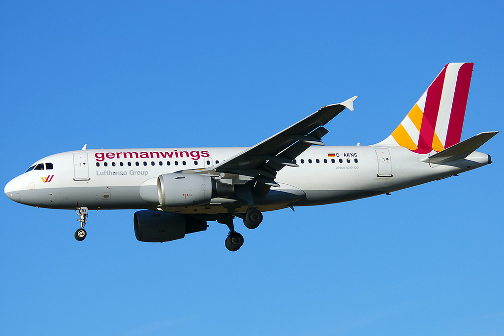 D-AKNS Airbus A319-112 27.12.2013