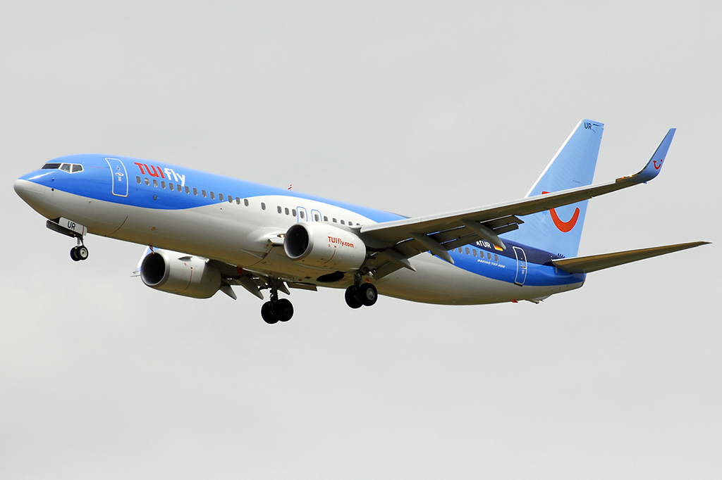 D-ATUR Boeing 737-8K5 31.05.2015