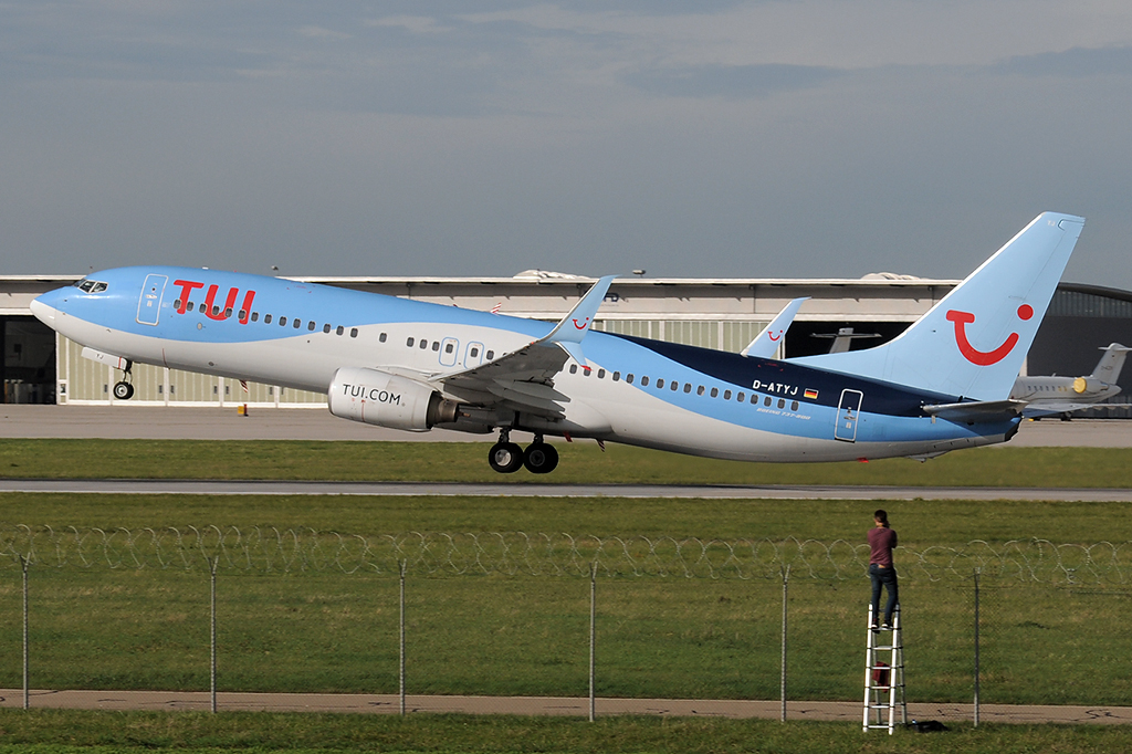 D-ATYJ Boeing 737-86N 20.10.2019