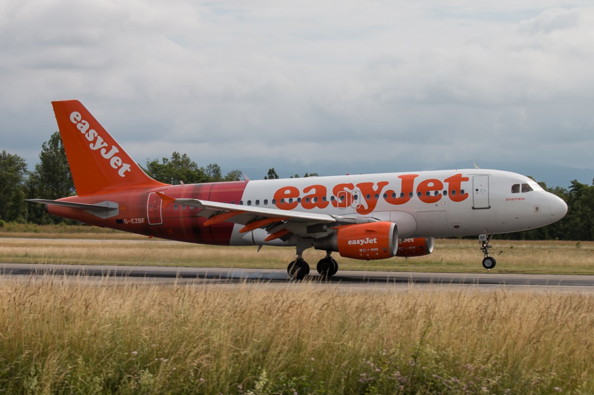  Easyjet , G-EZBF , A 319-111 , Euro Airport , 13.06.2015