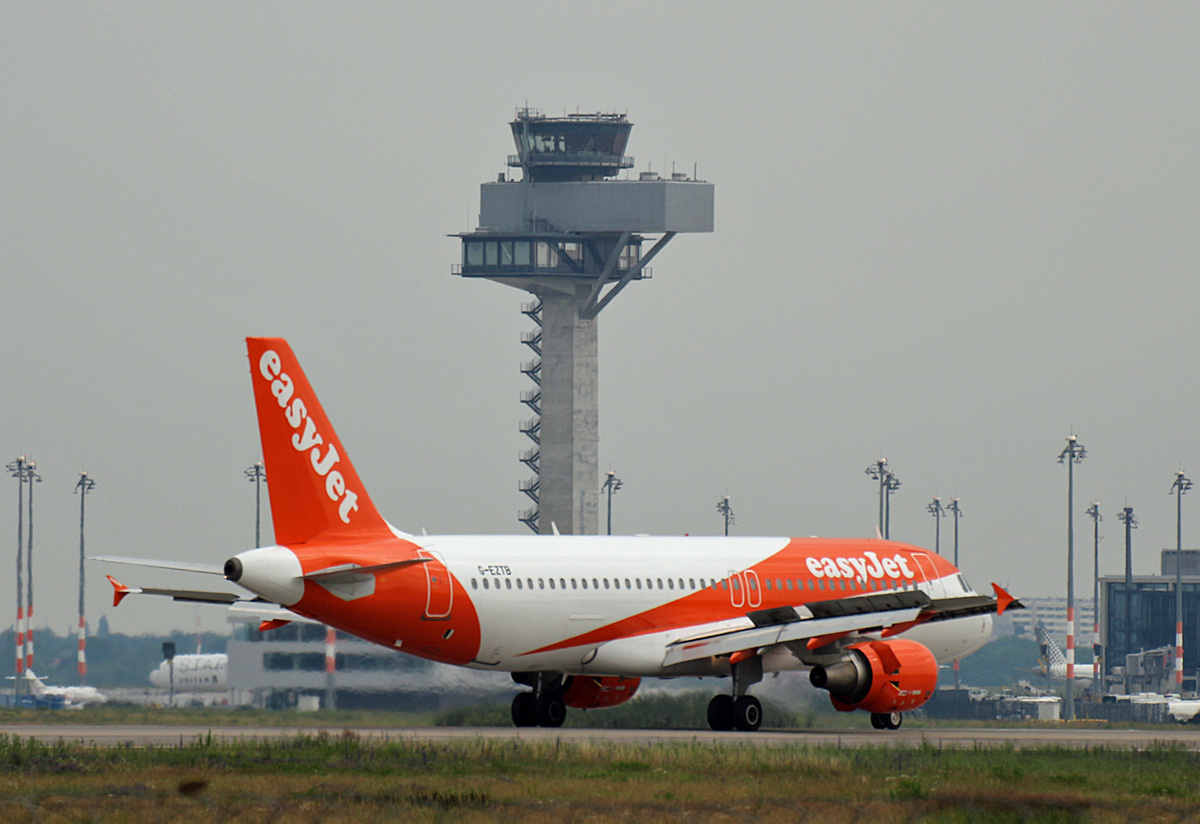 Easyjet, Airbus A 320-214, G-EZTB, BER, 21.06.2024