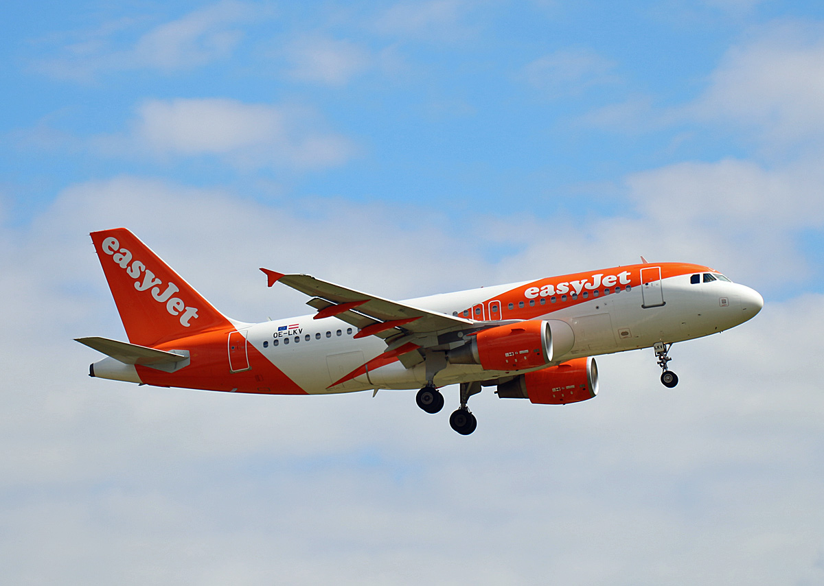 Easyjet Europe, airbus A 319-111, OE-LKV, BER, 23.06.2024