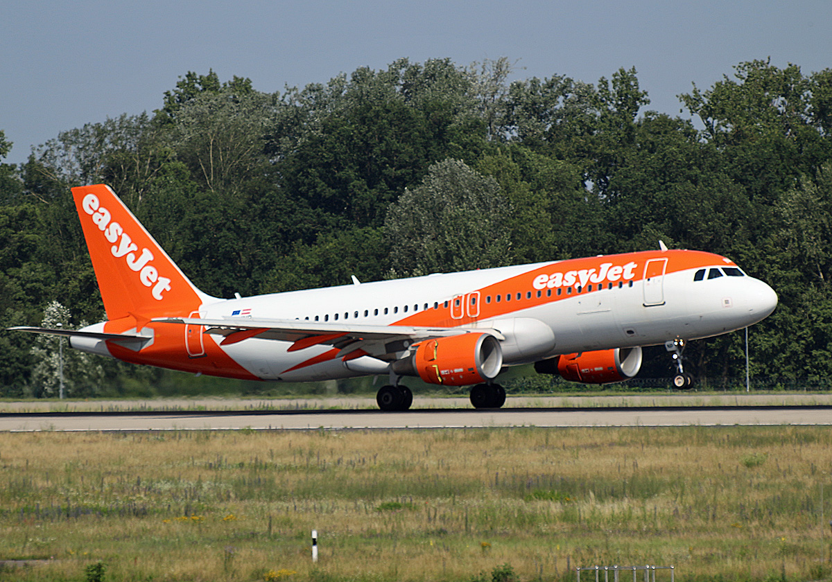 Easyjet Europe, Airbus A 320-214, OE-INP, BER, 26.06.2024