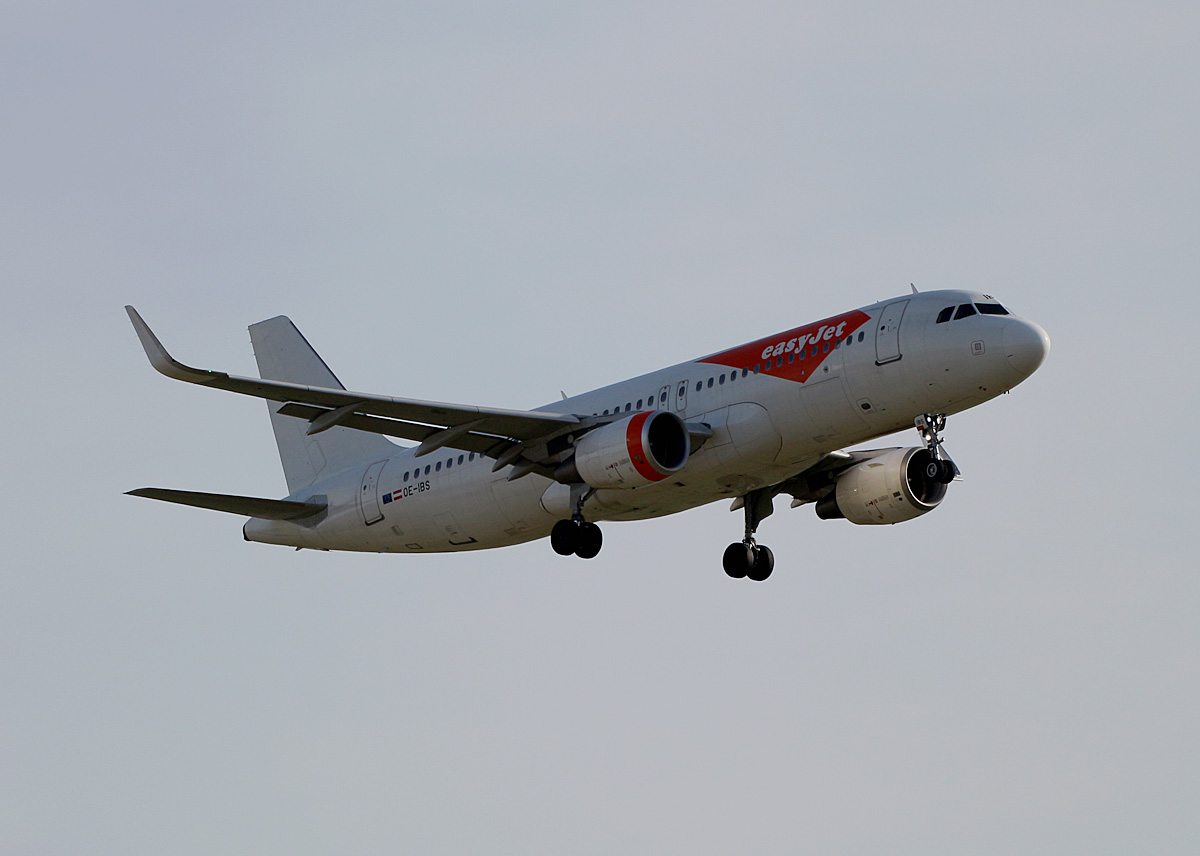 Easyjet Europe, Airbus A 320-214, OE-IBS, BER, 03.11.2024