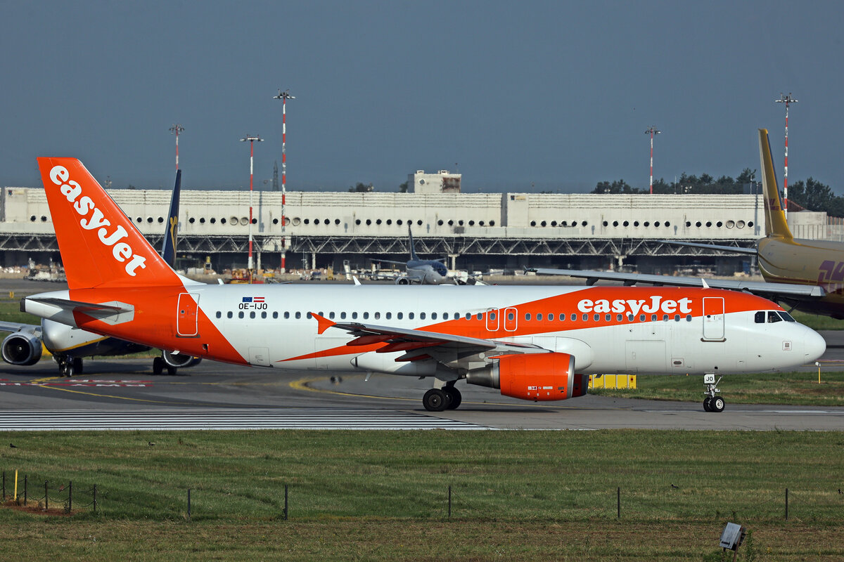 easyJet Europe, OE-IJO, Airbus A320-214, msn: 3922, 10.Juli 2024, MXP Milano Malpensa, Italy.