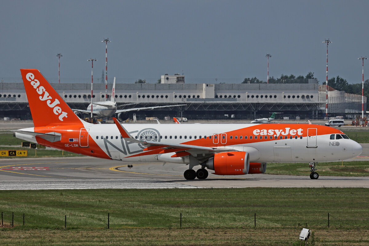 easyJet Europe, OE-LSM, Airbus A320-251N, msn: 10142, 10.Juli 2024, MXP Milano Malpensa, Italy.