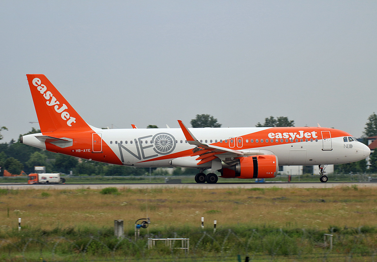 Easyjet Switzerland, Airbus A 320-251N, HB-AYE, BER, 21.06.2024