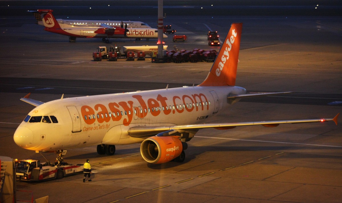 EasyJet,G-EZBO,(c/n3082),Airbus A319-111,13.12.2013,HAM-EDDH,Hamburg,Germany