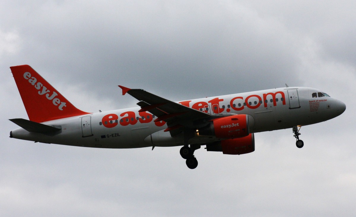 EasyJet,G-EZIL,(c/n2492),Airbus A319-111,06.10.2013,HAM-EDDH,Hamburg,Germany