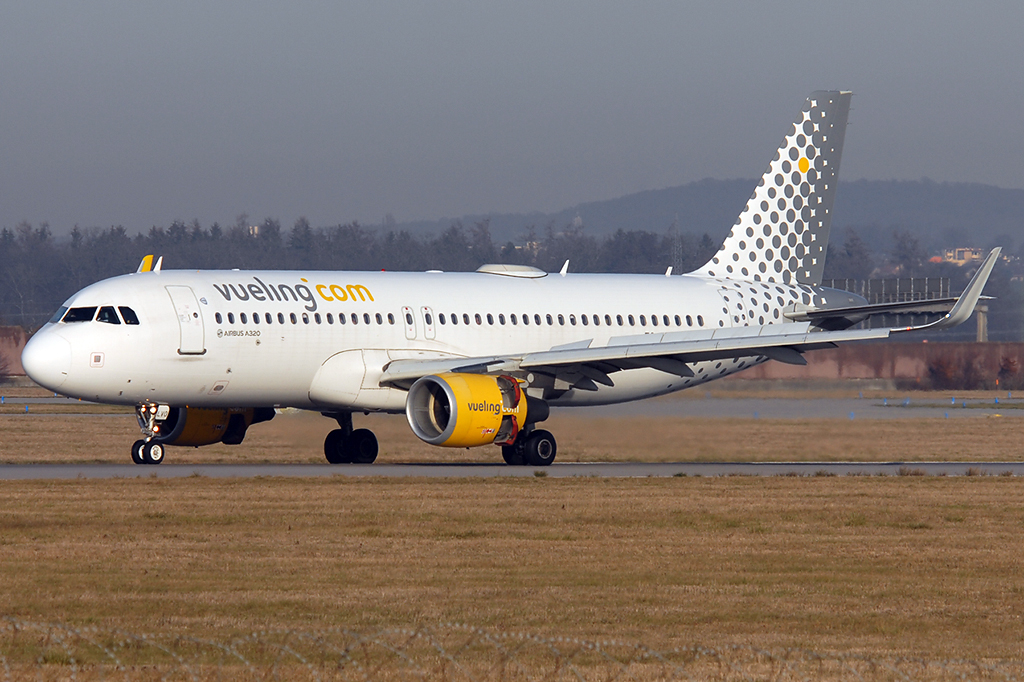 EC-LVO Airbus A320-214 27.12.2018