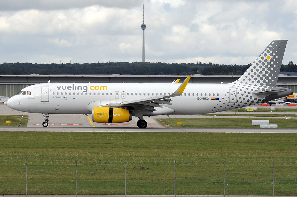 EC-MKO Airbus A320-232 03.10.2019