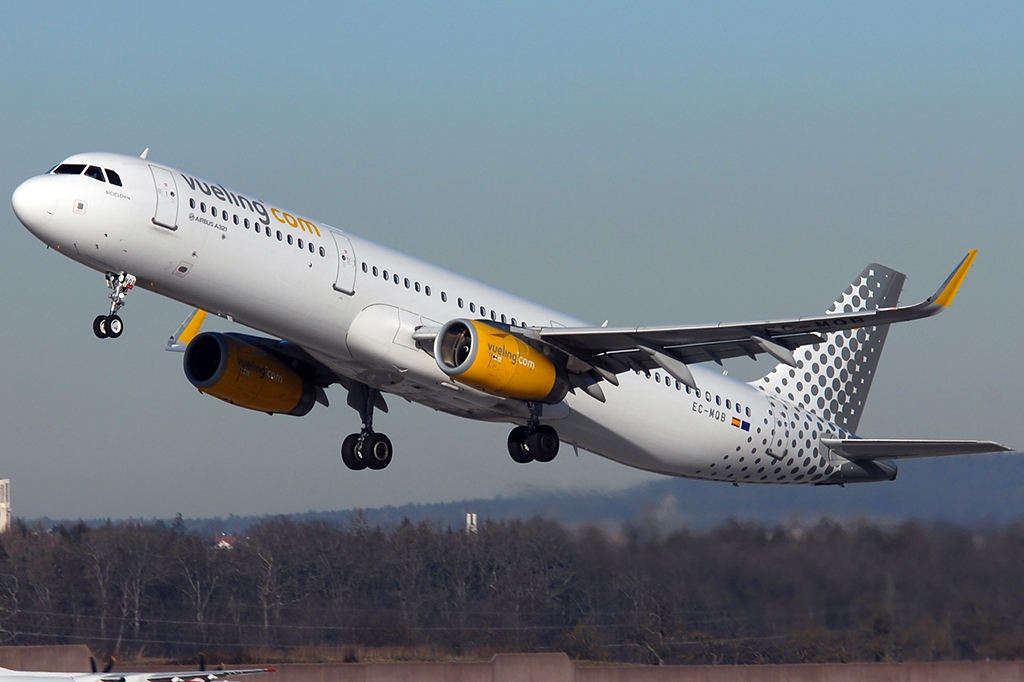 EC-MQB Airbus A321-231 16.02.2019