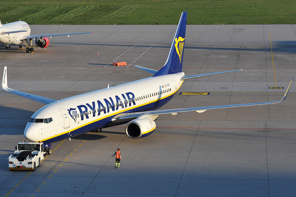 EI-DPD Boeing 737-8AS 20.04.2019