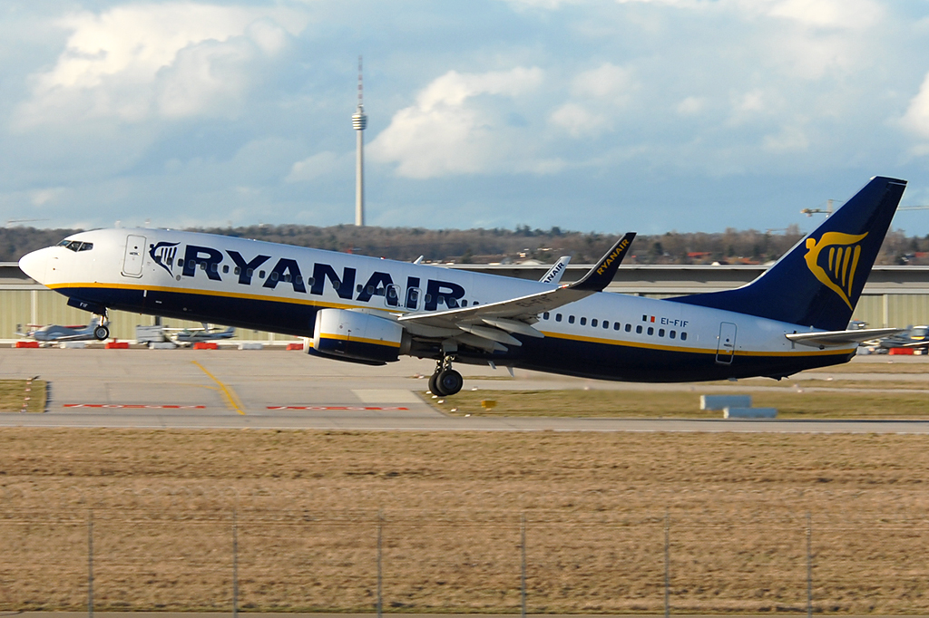 EI-FIF Boeing 737-8AS 03-07.2019