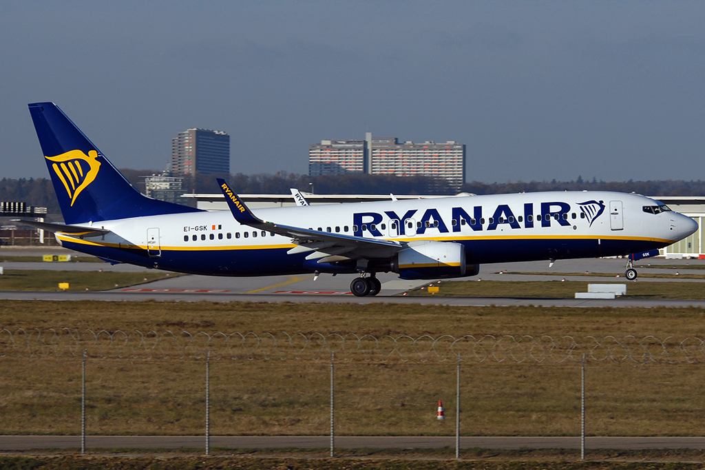 EI-GSK Boeing 737-8AS 25.11.2018